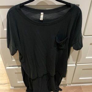Hi low pocket tee